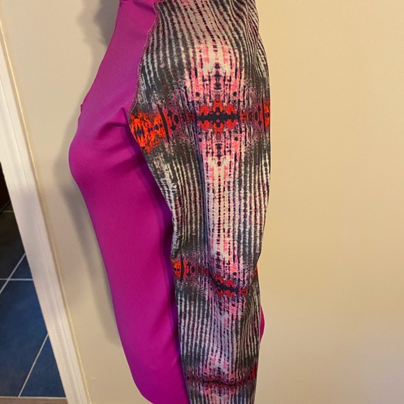 Nike Pro fitted pull over sweatshirt - Picture 2 of 10